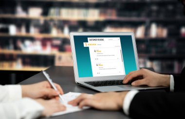 Şirket işleri için canlı bilgisayar yazılımının müşteri deneyimi ve gözden geçirme analizi