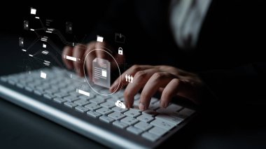 Dijital belge yönetim sistemi, güvenli ve verimli işlemler için dosya erişimi, belge paylaşımı, belge izleme ve belge depolama işlemlerini düzene sokar. Latch