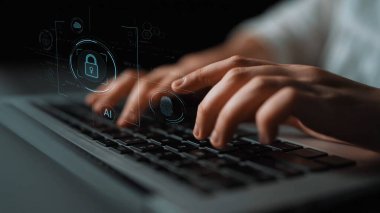 Biyometrik kilit ve veri korumasıyla siber güvenlik sistemi arayüzü. Siber güvenlik erişim, kimlik, siber güvenlik tehditleri önler ve siber güvenlik dijital sistemleri destekler. İlik