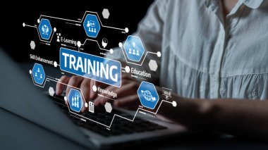 E- öğrenme yoluyla eğitimin ve mesleki gelişimin dönüştürücü gücünü, etkileşimli dijital elementler ve odaklanmış bir dizüstü bilgisayarla keşfedin. Tessel