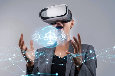 Sanal gerçeklik teknolojisiyle ilgilenen bir profesyonel, etik, yapay zeka ve dijital hukukun kesişimlerini inceleyerek uyum ve düzenlemeye duyulan ihtiyacı vurguluyor. XDMCP