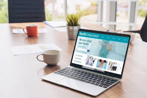 Kolay form doldurma için sağlık sigortası web sitesi mod kayıt sistemi