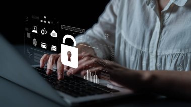 Çevrimiçi erişim için dijital siber güvenlik şifreleme, siber şifre koruması, parmak izi kimliği, bulut depolama güvenliği ve siber güvenlik sistemi