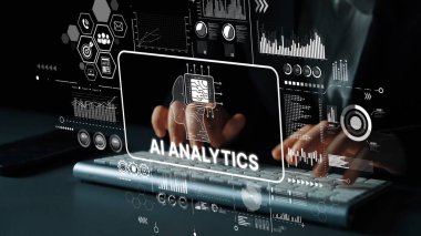 Modern Çalışma Alanı Ayarında Eller Klavyede ve Veri Görselleştirme Elementleri ile Geleceğin Yapay Zeka Analitik Arayüzü. Asemptotik akıllı veri analitiği.