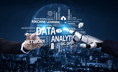 Bir insan eli, bir robot eliyle bir teknoloji simgesine bağlanmak için uzanıyor. Bu betimleme veri analizinde insanlar ve makineler arasındaki işbirliğini sembolize ediyor. Tessel