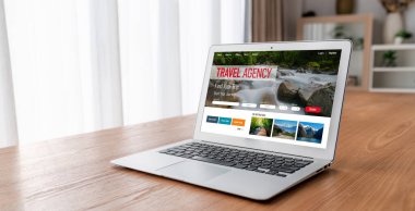 Model arama ve seyahat planlama için internet sitesi uçuş, otel ve tur rezervasyonları için anlaşma ve paket sunuyor