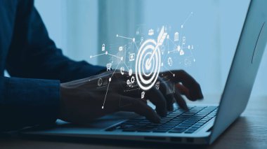 Hedef kitle analizi, müşteri segmentasyonu, kişiselleştirilmiş pazarlama, hedef kitle stratejileri ve akıllı müşteri profilleme yoluyla pazarlama verimliliği gelişimi. Elide