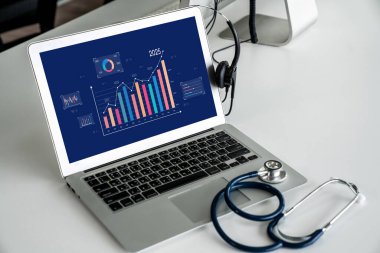 İş veri paneli, pazarlama stratejisi planlaması için iş zekası analizi sunar. Müşteri taleplerini analiz etmek ve iş dünyasının geleceğini önceden görmek için büyük veriler sunulur.