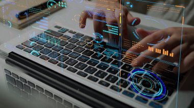 Modern dijital işletmelerde veri analizi ve gerçek zamanlı analitik, öngörü veri modellemesi, iş zekası analizleri ve veri odaklı karar verme stratejisi. Thunk