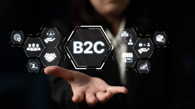 B2C stratejisi doğrudan tüketiciye dağıtım ürünlerine odaklanıyor. Başarılı B2C modeli tüketici katılımını artırır, B2C lojistiğini düzene sokar ve dijital perakende yoluyla tüketici memnuniyetini artırır. Eğri