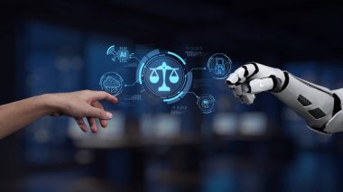İnsan eliyle robot el arasındaki etkileşimi gösteren büyüleyici bir görüntü, modern toplumdaki teknoloji, hukuk ve etiğin kesişimini sembolize ediyor. Sinaps