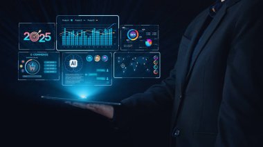 Modern dijital işletmelerde veri analizi ve gerçek zamanlı analitik, öngörü veri modellemesi, iş zekası analizleri ve veri odaklı karar verme stratejisi. Elide