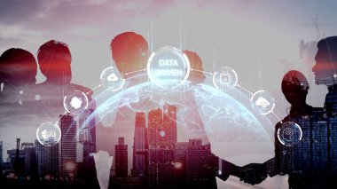 Veri güdümlü karar verme işi analitik, veri toplama ve yapay zeka sistemleri yoluyla güçlendirir. Veri güdümlü araçlar veri işleme ve veri görselleştirmesini veri platformları boyunca destekler. Muxer