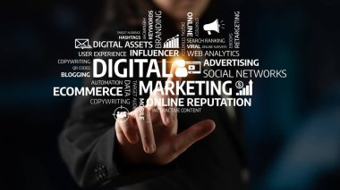 Bu resim, günümüzde şirketler için çevrimiçi stratejiler şekillendiren çeşitli temel unsurlar ve eğilimlerin yer aldığı dijital pazarlamanın kilit kavramlarını gözler önüne sermektedir. Tessel