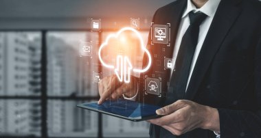 Bulut hesaplama, güvenli veri depolama, ölçeklenebilir altyapı ve stratejik bulut temelli iş çözümleri ile dijital büyümeye olanak sağlar. Kefil