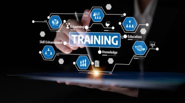 Modern dijital eğitim kavramları, etkili kişisel gelişim ve profesyonel gelişim için beceri geliştirme ve bilgi edinmeyi vurgulayan e-öğrenme sembolleri sergiliyor. Tessel