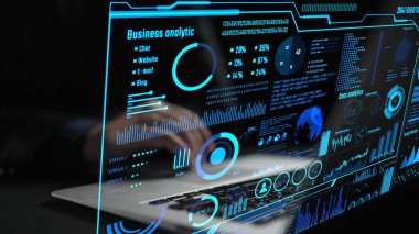 Modern dijital işletmelerde veri analizi ve gerçek zamanlı analitik, öngörü veri modellemesi, iş zekası analizleri ve veri odaklı karar verme stratejisi. Thunk