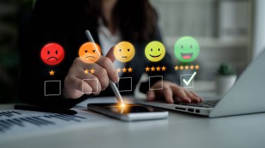 Müşteri geribildirim analizi, çevrimiçi inceleme görüşleri ve veri değerlendirmesi yoluyla memnuniyeti, hizmet kalitesini ve iş itibarını artırır. Latch