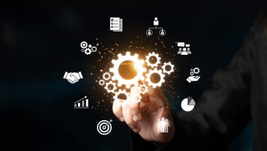 Güçlü takım çalışması takım dinamiklerini birleşik bir iş vizyonuyla hizalayan işbirliği, ortak hedefler ve iletişim stratejileri yoluyla verimliliği artırır. Latch