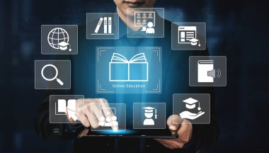 Çevrimiçi eğitim küresel öğrenimi, dijital erişimi ve yenilikçi öğretim yöntemlerini mümkün kılar