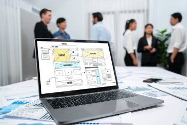 Web sitesi tasarım yazılımı çevrimiçi perakende ticaret ve e-ticaret için canlı şablon sağlıyor