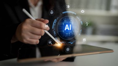 Yapay zeka, gerçek zamanlı analiz ve otomasyon için bir işlem merkezi olarak çalışır. Performansı izlemek, iş akışını optimize etmek ve anlayışı sağlamak için yapay zekayı entegre et. Korpus