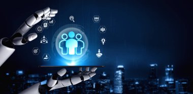 İş gücü verilerinin analiz edilmesi ve İK yönetim süreçlerinin optimize edilmesi, işe alım analizlerinin iyileştirilmesi, performans değerlendirmesi ve çalışan geliştirme stratejilerinin ayrıştırılması