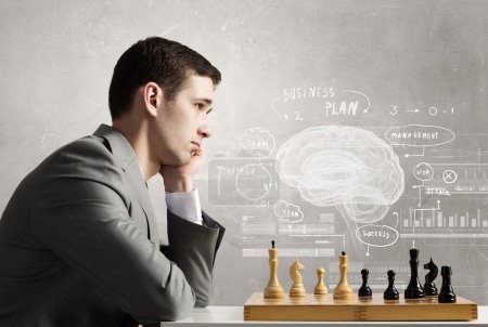 Jugando su estrategia de negocio
Jugando su estrategia de negocio