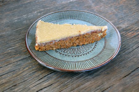 pastel de zanahoria con crema de anacardo
pastel de zanahoria con crema de anacardo