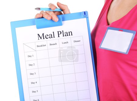 Entrenador deportivo con programa de comidas aislado en blanco
