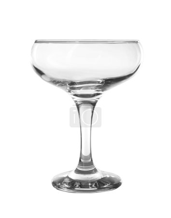Vaso de cóctel vacío aislado en blanco
