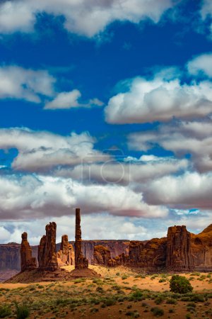 Foto de Pilar de poste tótem aguja de roca Monument Valley Arizona EE.UU. - Imagen libre de derechos