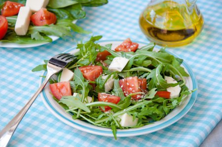 Ensalada de Grecia con mozzarella, ruccola y tomates
