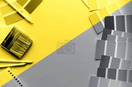 Catálogo de muestras de color con pincel en dos colores de moda de 2021 años iluminante y gris final Catálogo de muestras de color con pincel en dos colores de moda de 2021 años iluminante y gris final