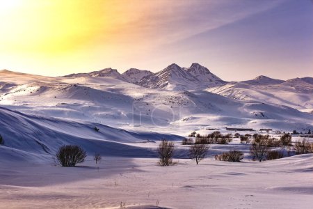 aragats montaña en invierno