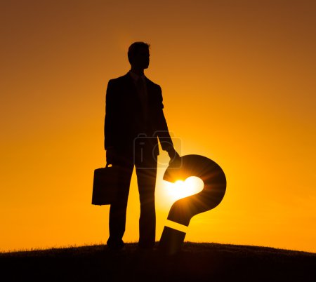 Empresario con signo de interrogación
