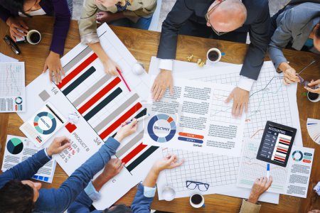Business People Concepto de Análisis Corporativo
