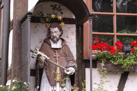 Téléchargez les photos : Statue de Saint Jean de Nepomuk à Rottenburg - en image libre de droit