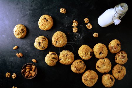 Foto de Mantequilla de maní Keto y galletas de chocolate con harina de almendras - Imagen libre de derechos